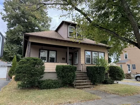 5 Columbia Blvd, Peabody, MA 01960