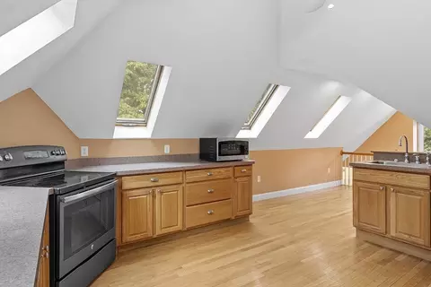 6 Oak St #3, Danvers, MA 01923 photo 10