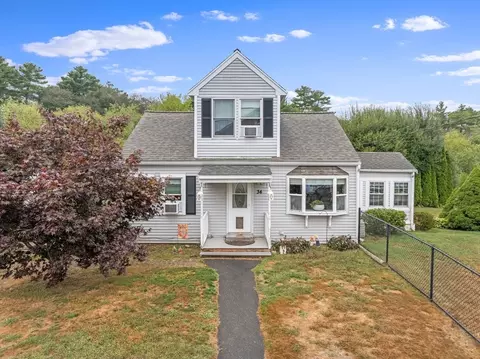 34 Shore Ave, Lakeville, MA 02347