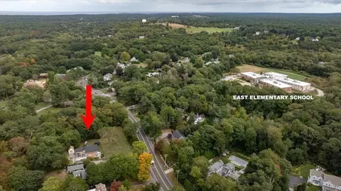 120 East St, Hingham, MA 02043 photo 3
