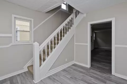 206 King St, Springfield, MA 01109 photo 14