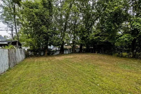 206 King St, Springfield, MA 01109 photo 6