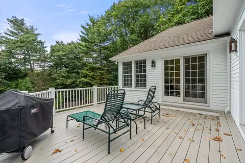 Exterior - 2 Bridle Path Ln, Beverly, MA 01915 photo 11 of 11