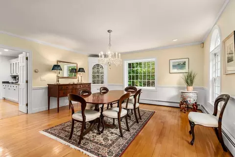 Dining - 2 Bridle Path Ln, Beverly, MA 01915 photo 3 of 3