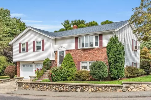 2 Rockdale Ave, Salem, MA 01970