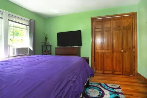 Bedroom - 4 Hart Cir, Georgetown, MA 01833 photo 5 of 6