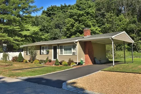 Exterior - 4 Hart Cir, Georgetown, MA 01833 photo 7 of 7