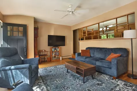 Living - 4 Hart Cir, Georgetown, MA 01833 photo 1 of 3