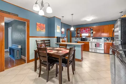 198 Main St, Rockport, MA 01966