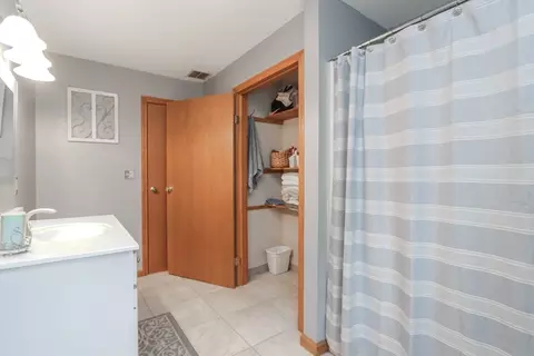 11 Gilbert Ave, Chicopee, MA 01013 photo 33