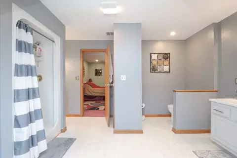 11 Gilbert Ave, Chicopee, MA 01013 photo 24