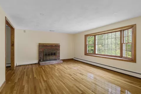 Living - 14 Deborah Dr, Walpole, MA 02081 photo 2 of 5