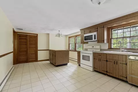 Kitchen - 14 Deborah Dr, Walpole, MA 02081 photo 1 of 4