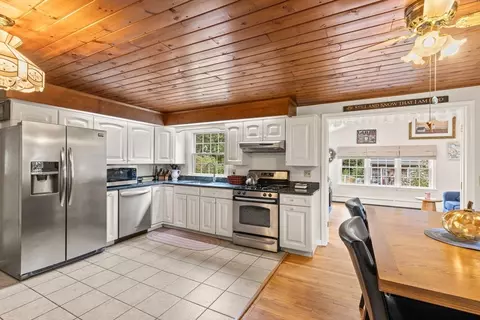 3 Fathom Ln, Wareham, MA 02571 photo 6