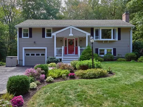 32 Cheryl Ann Dr, Rutland, MA 01543