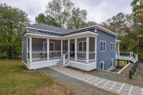 63 King Rd, Charlton, MA 01507