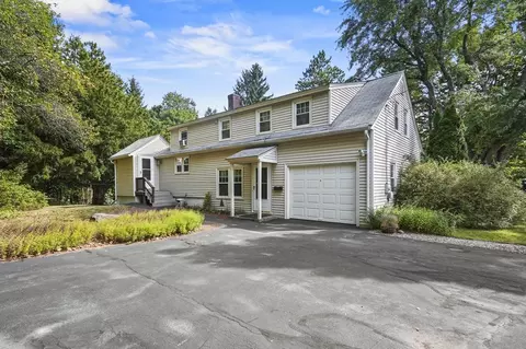 40 Bonnie View Dr, West Boylston, MA 01583