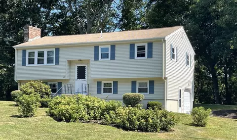 20 Longfellow Rd, Northborough, MA 01532