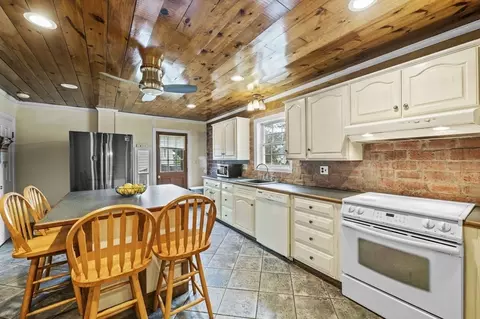5 Sevinor Rd, Marblehead, MA 01945 photo 11