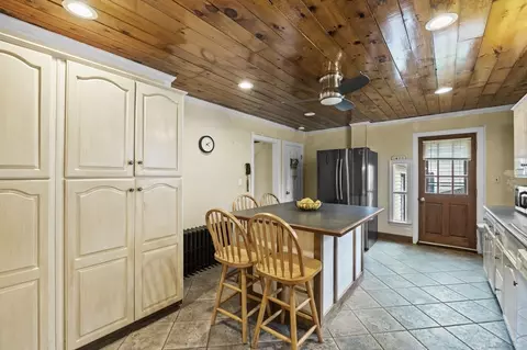 5 Sevinor Rd, Marblehead, MA 01945 photo 12