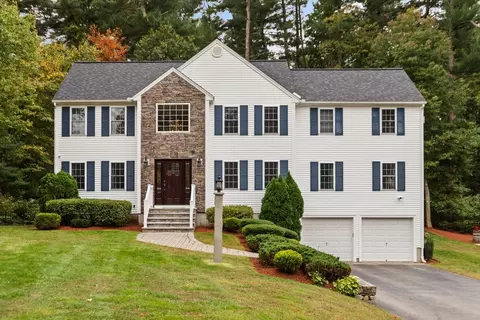 1 Trailside Dr, Chelmsford, MA 01824