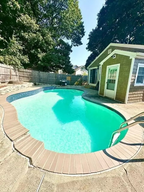 81 Range Ave, Lynn, MA 01904 photo 38