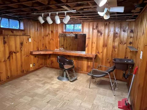 37 Bretton Rd, Springfield, MA 01119 photo 33