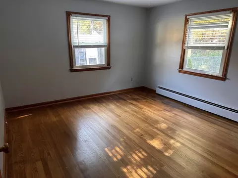 37 Bretton Rd, Springfield, MA 01119 photo 13