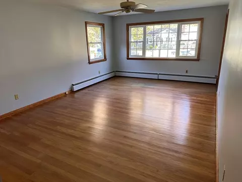 37 Bretton Rd, Springfield, MA 01119 photo 9