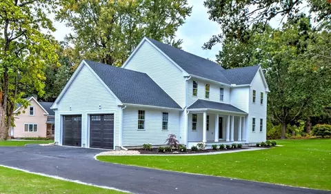 2 First St, Tyngsborough, MA 01879