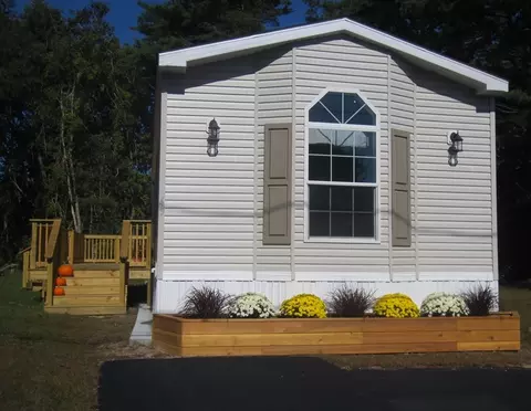 45 Kimberly Ct, Wareham, MA 02571 photo 2