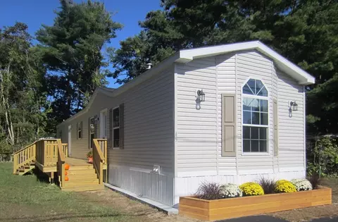 45 Kimberly Ct, Wareham, MA 02571