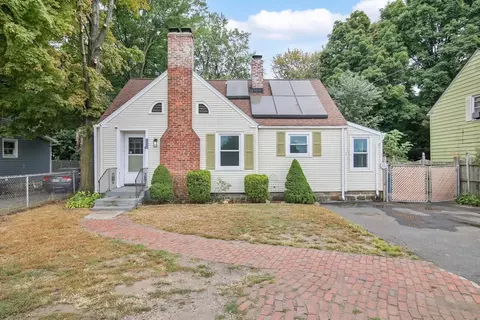 1853 Roosevelt Ave, Springfield, MA 01109