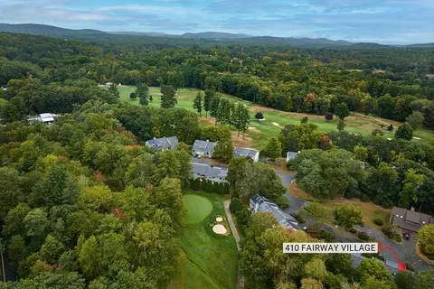 410 Fairway Vlg #410, Leeds, MA 01053