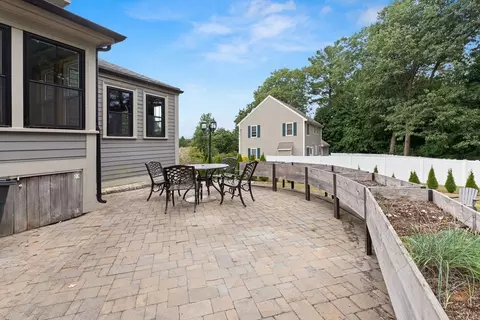 216 Dodge St, Beverly, MA 01915 photo 27