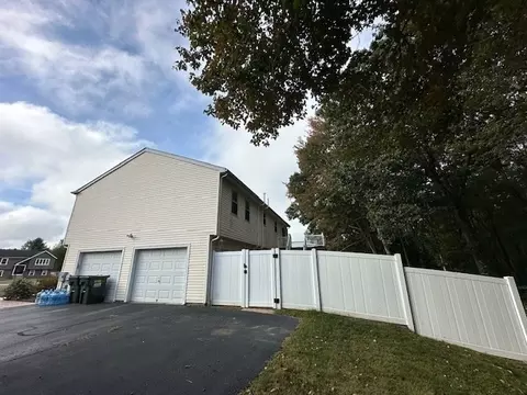 48 Eagle Dr, Dudley, MA 01571 photo 9