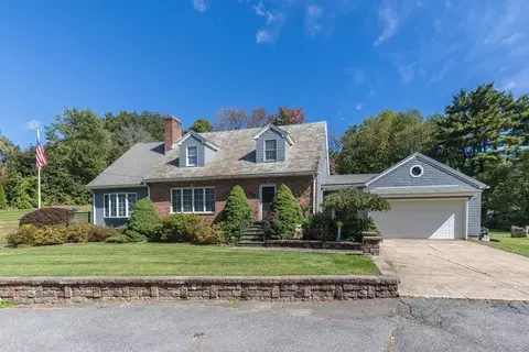176 Leamy St, Gardner, MA 01440