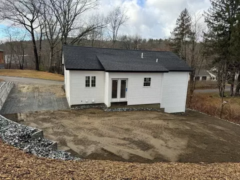 56 Jones St, Athol, MA 01331 photo 3