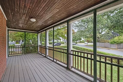 Exterior - 18 Cedar St, Marblehead, MA 01945 photo 6 of 10