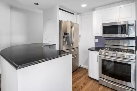 65 E India Row #PHC, Boston, MA 02110 photo 8