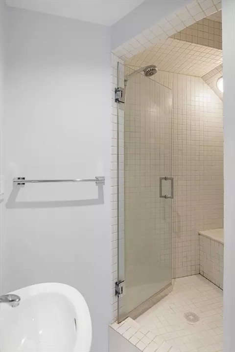 65 E India Row #PHC, Boston, MA 02110 photo 24