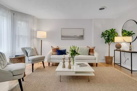 307 Grove St #307, West Roxbury, MA 02132