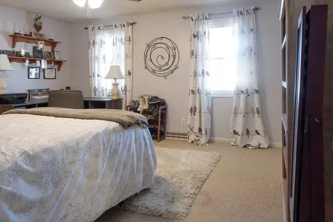 200 Lambert Ter #12, Chicopee, MA 01020 photo 22