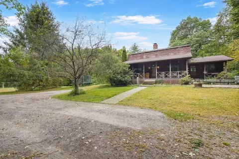 443 Williamsville Rd, Barre, MA 01005