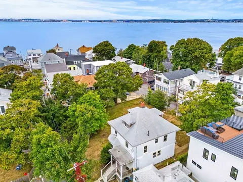 11 Sherman Ave, Nahant, MA 01908