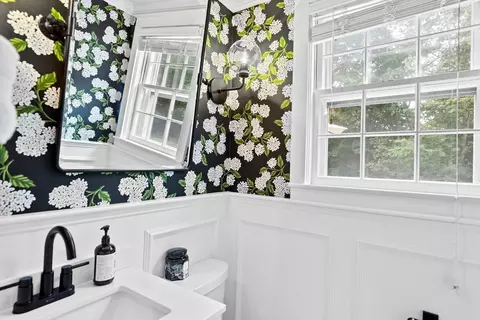 9 Autumn Cir, Hingham, MA 02043 photo 23