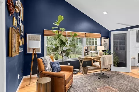 9 Autumn Cir, Hingham, MA 02043 photo 17
