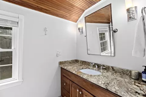 9 Autumn Cir, Hingham, MA 02043 photo 30
