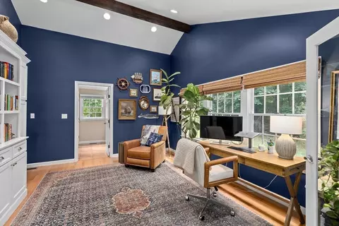 9 Autumn Cir, Hingham, MA 02043 photo 19