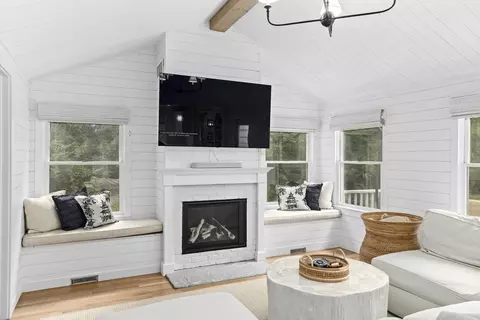 9 Autumn Cir, Hingham, MA 02043 photo 13
